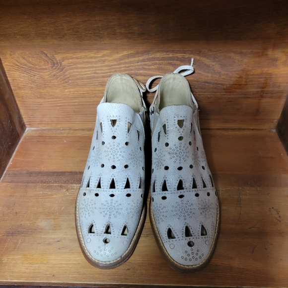 Musse & Cloud Sandstone Ankle Boot 5 - Picture 3 of 6